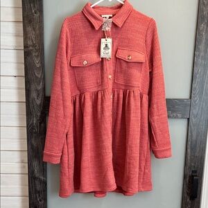 Easel Coral Tunic Top
